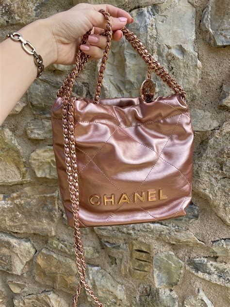 chanel 22 mini rose gold